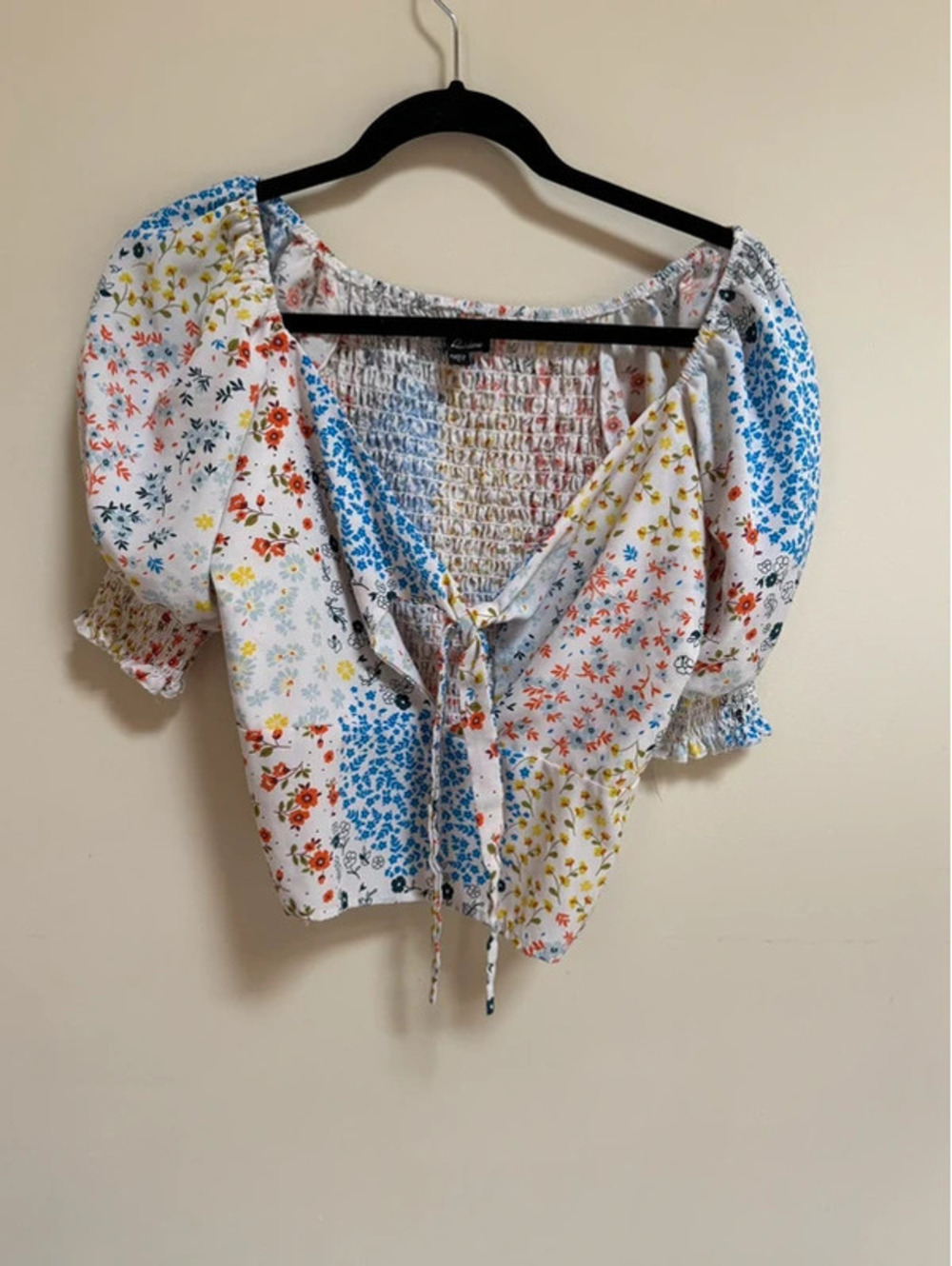 Floral Puff Sleeve Tie Front Crop Top L
